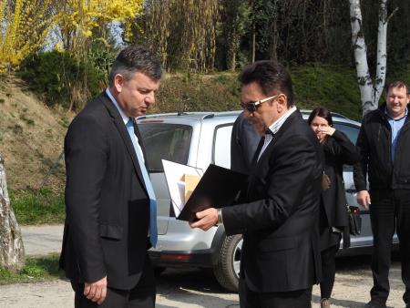 Minister za infrastrukturo dr. Peter Gašperšič obiskal delovišče na Gibini 4